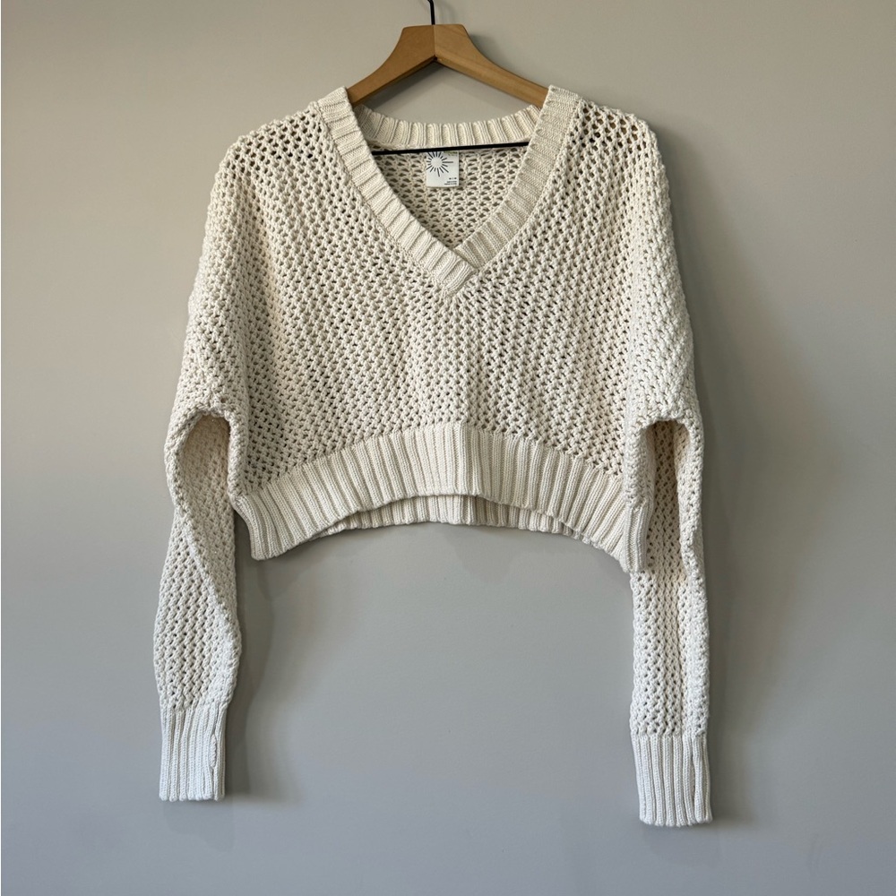 Aerie Offline Cropped V-Neck Open-Knit Sweater Size M